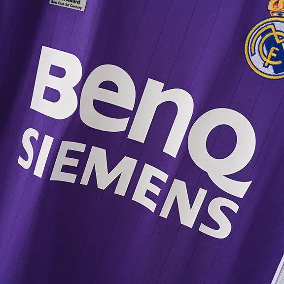 Camisa Retrô Real Madrid 2006-07 away