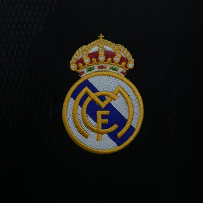 Camisa Retrô Real Madrid 2001-02 away