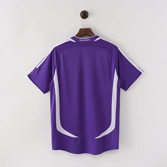 Camisa Retrô Real Madrid 2006-07 away
